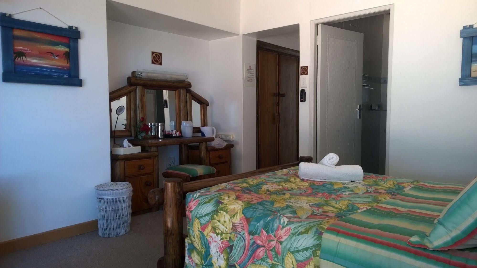 Sea Otters Lodge Kini Bay المظهر الخارجي الصورة